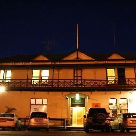 Customhouse Hotel And Backpackers Hostel Nelson Exterior foto